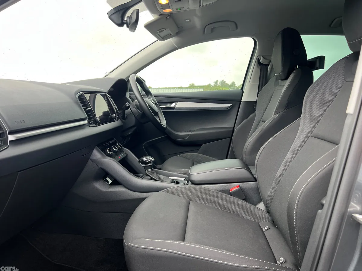 Skoda Karoq SUV, Diesel, 2023, Grey