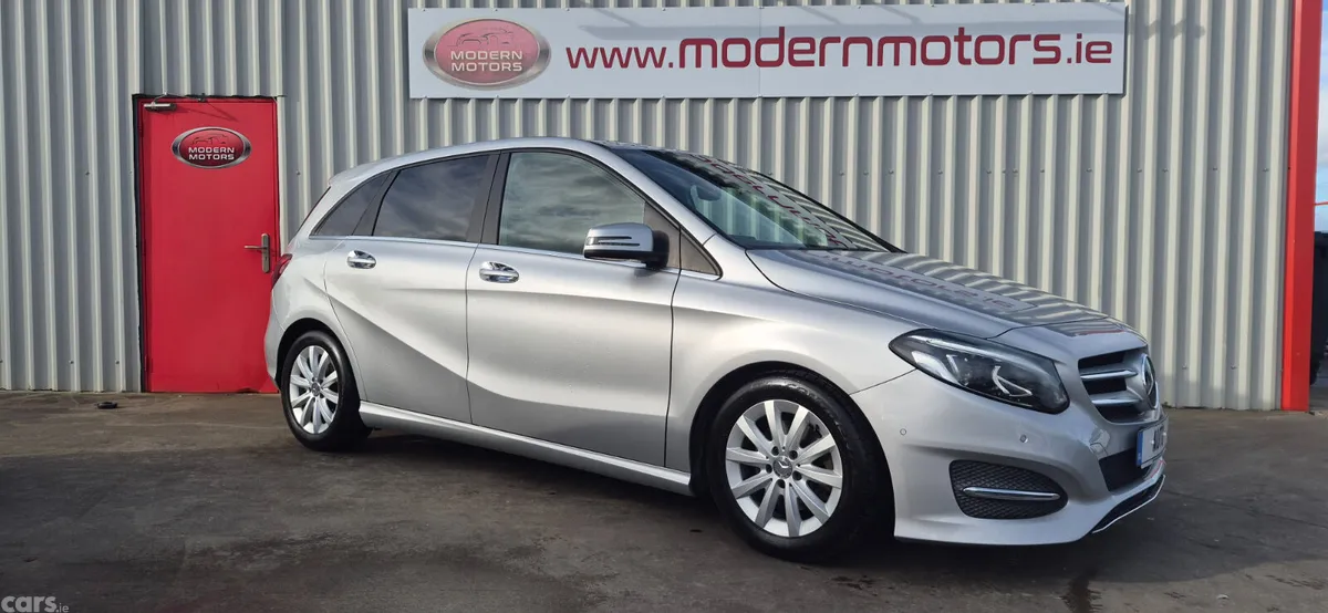 Mercedes-Benz B-Class MPV, Petrol, 2016, Silver