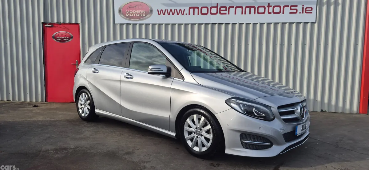 Mercedes-Benz B-Class MPV, Petrol, 2016, Silver