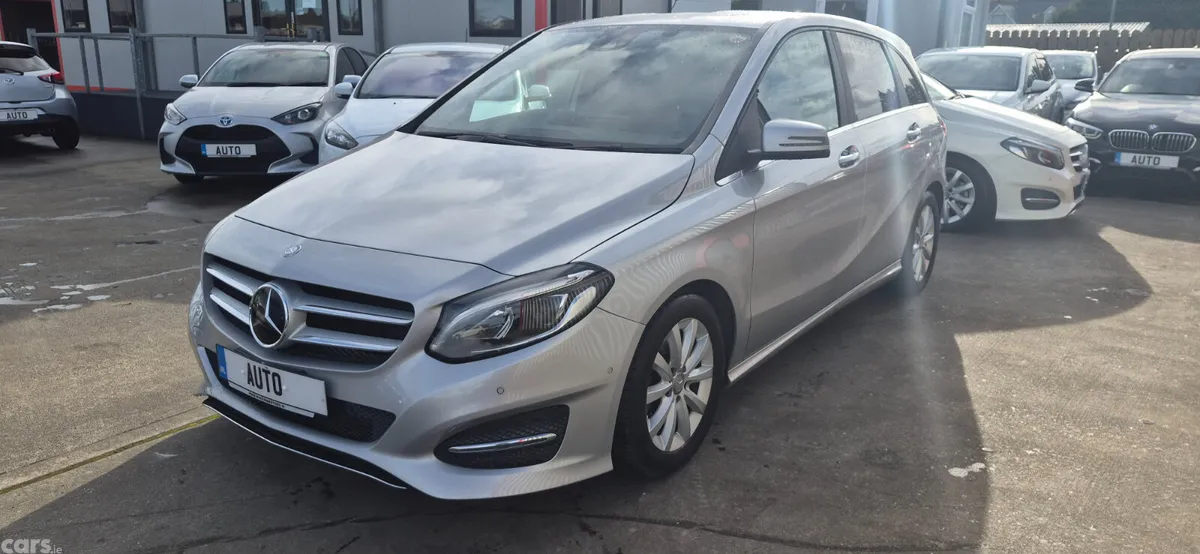 Mercedes-Benz B-Class MPV, Petrol, 2016, Silver
