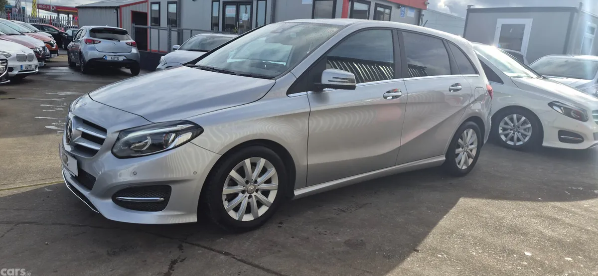 Mercedes-Benz B-Class MPV, Petrol, 2016, Silver