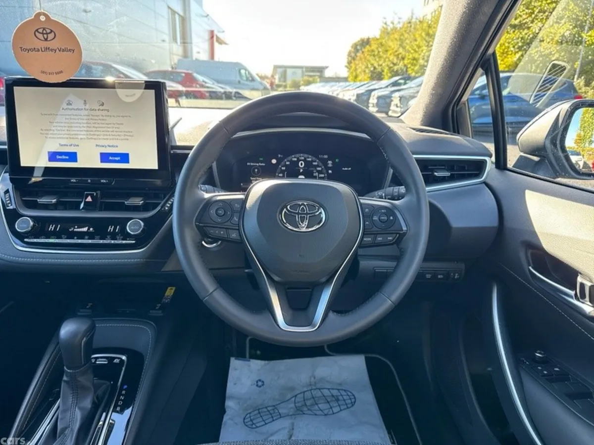 Toyota Corolla Hatchback, Petrol Hybrid, 2026, White
