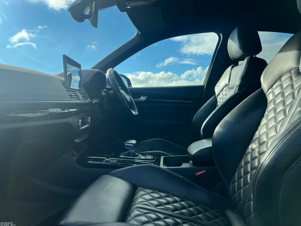 Audi Q5 SUV, Petrol Plug-in Hybrid, 2023, Grey