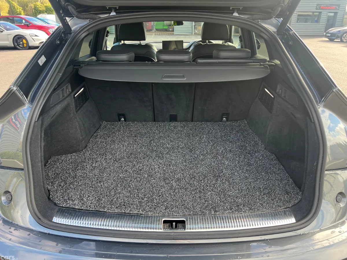 Audi Q5 SUV, Petrol Plug-in Hybrid, 2023, Grey