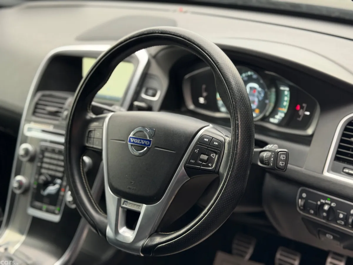 Volvo XC60 SUV, Diesel, 2015, Black