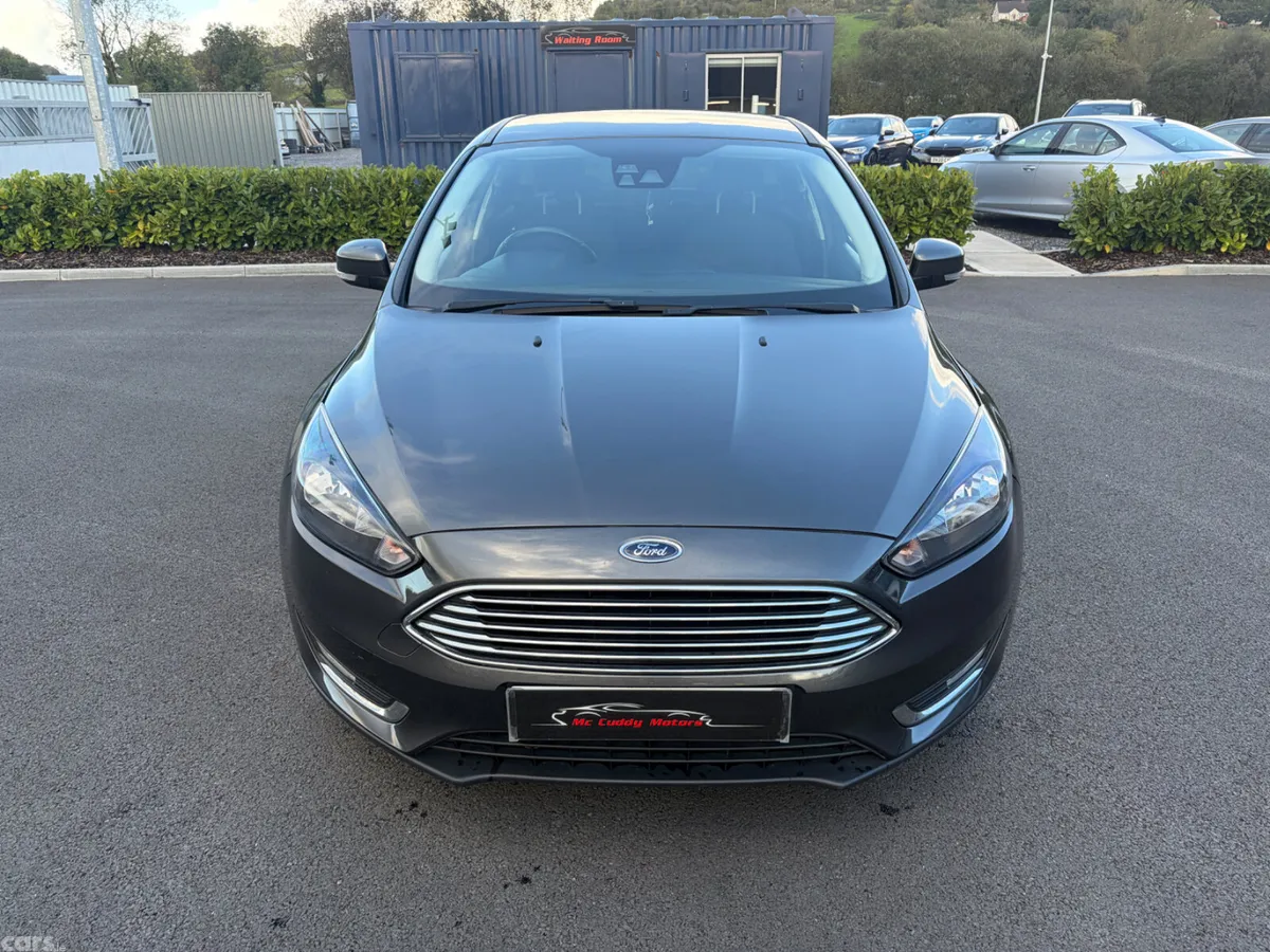 Ford Focus Hatchback, Diesel, 2017, Grey