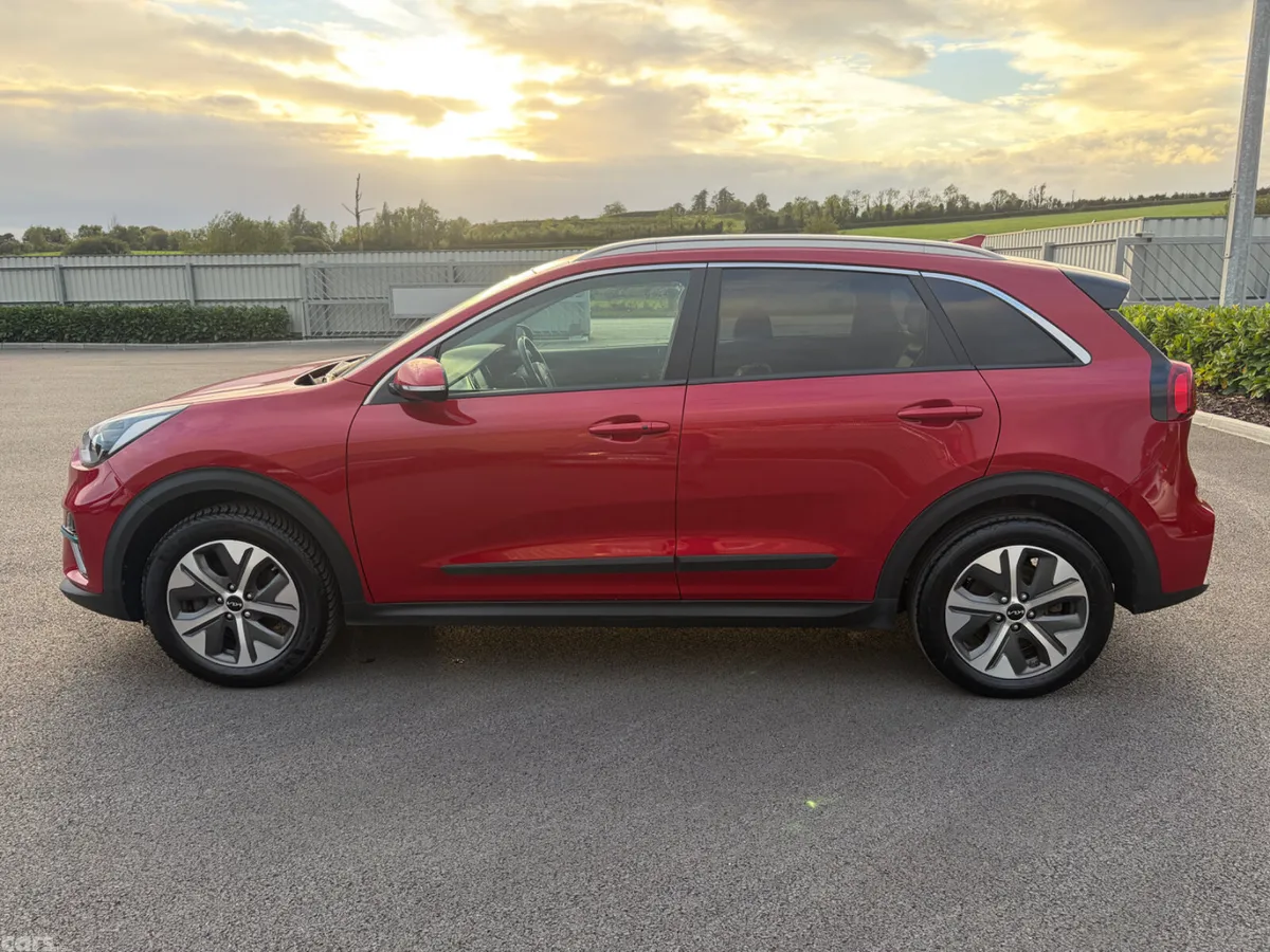 Kia e-Niro SUV, Electric, 2022, Red