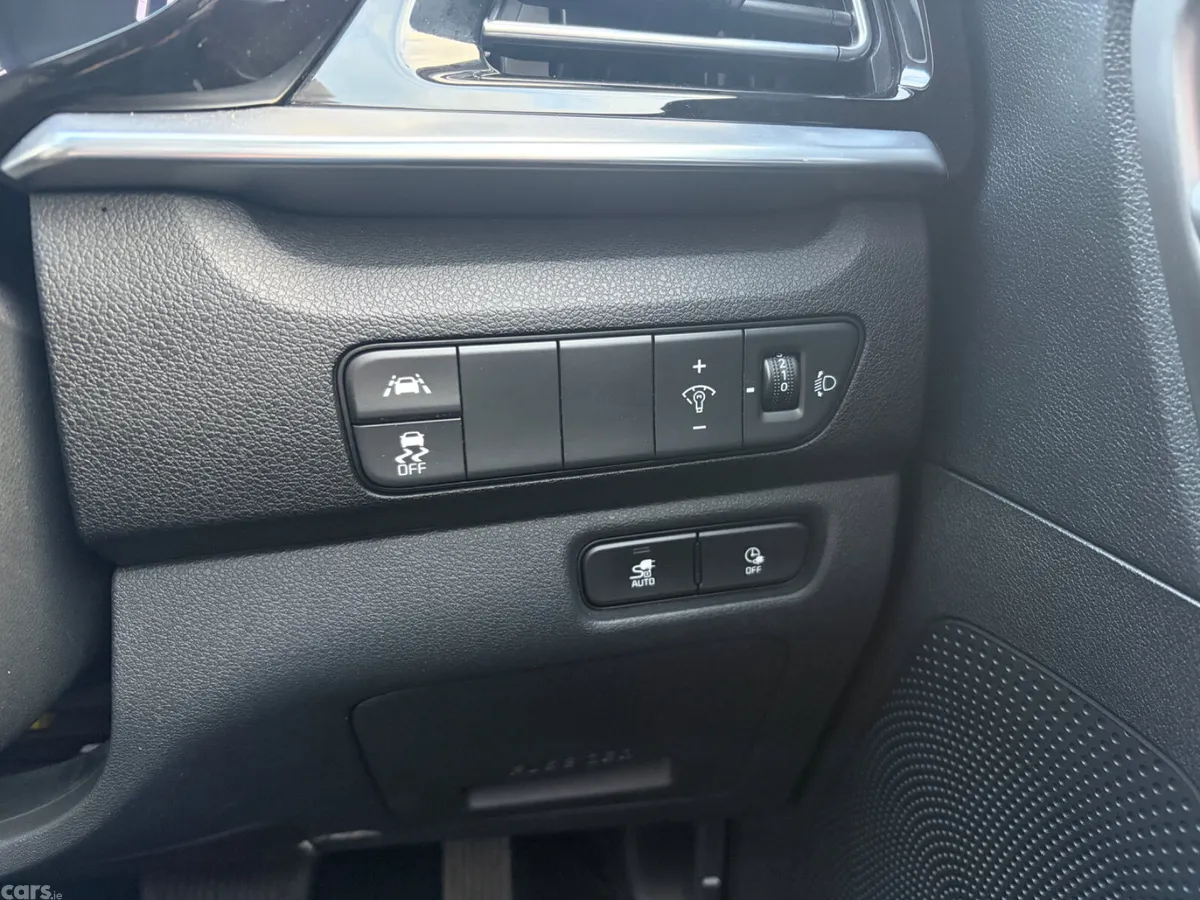 Kia e-Niro SUV, Electric, 2022, Red