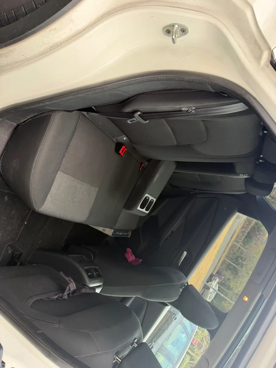 Nissan Qashqai MPV, Petrol, 2021, White