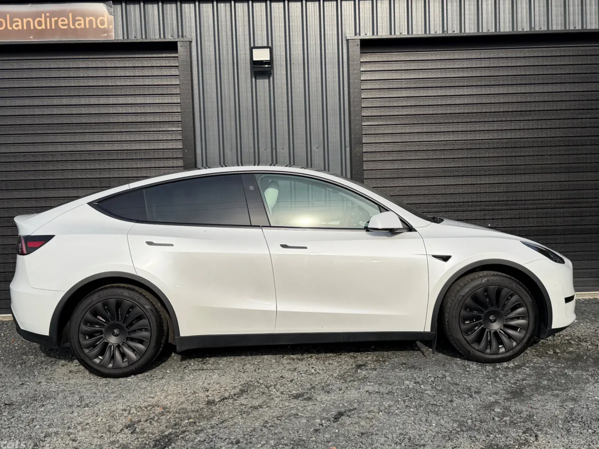 Tesla Model Y SUV, Electric, 2024, White