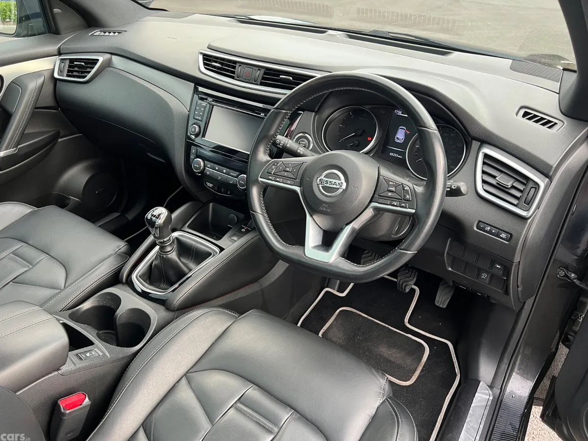 Nissan Qashqai SUV, Diesel, 2018, Black