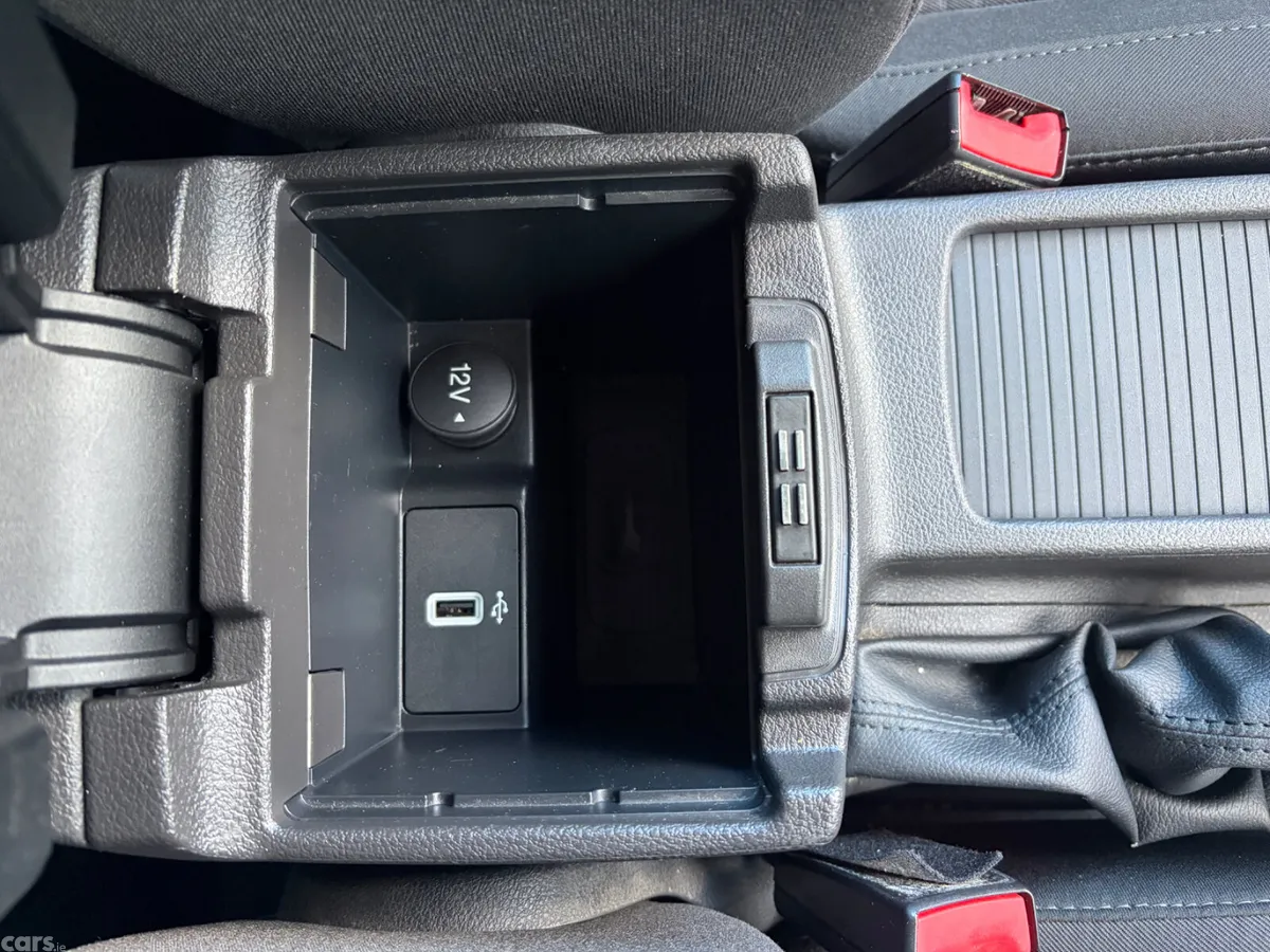 Ford Focus Hatchback, Diesel, 2017, Grey