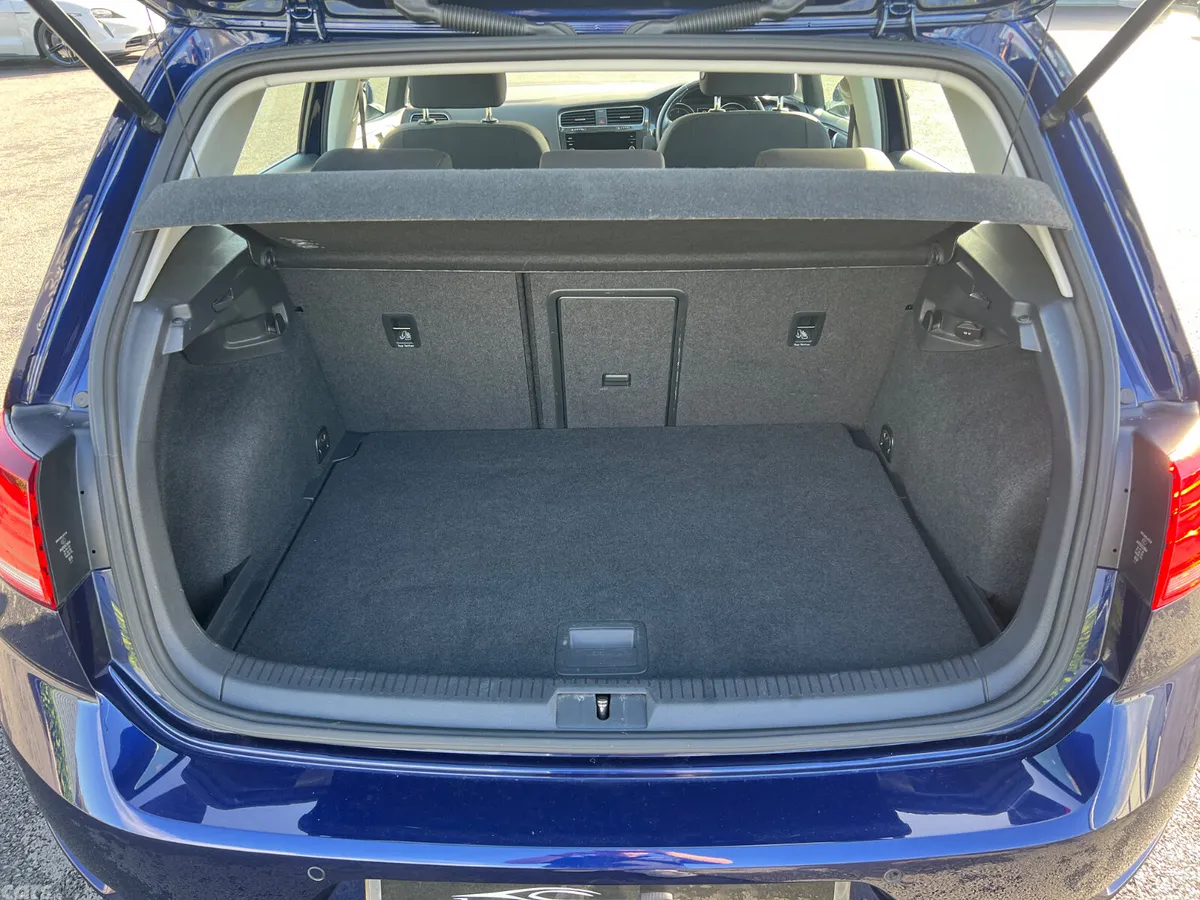 Volkswagen Golf Hatchback, Diesel, 2018, Blue
