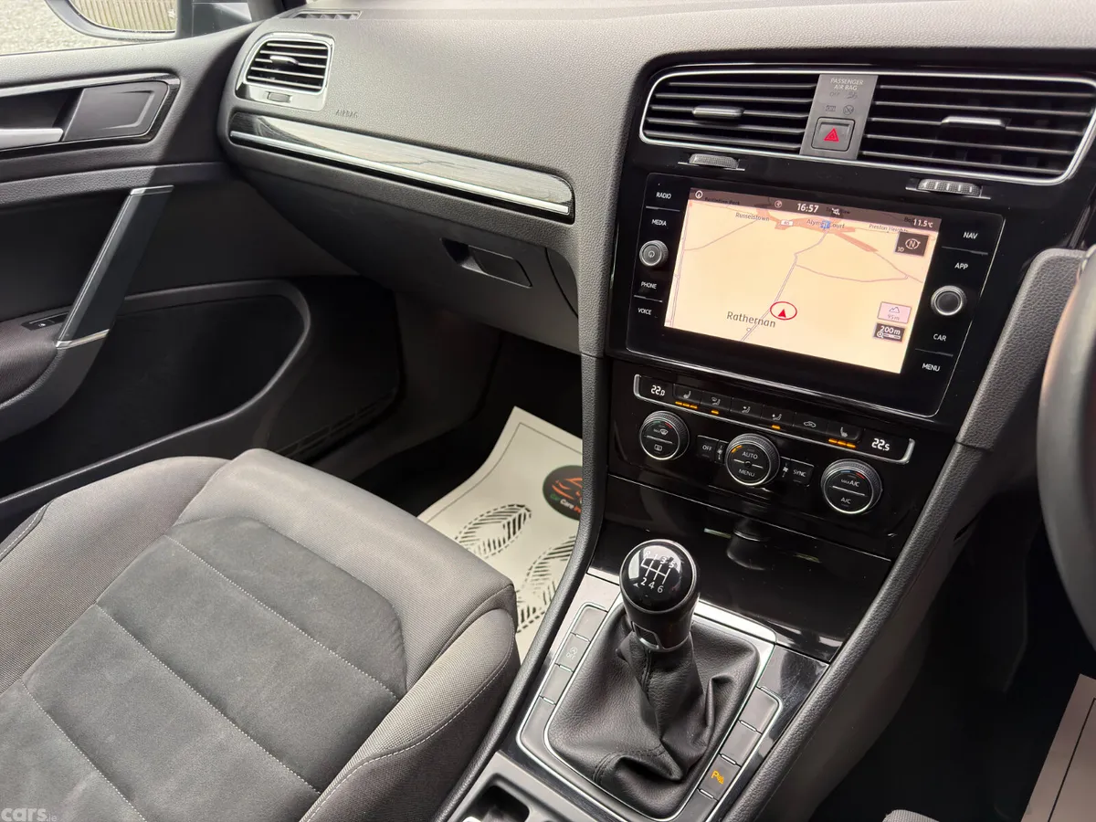 Volkswagen Golf Estate, Petrol, 2019, Grey