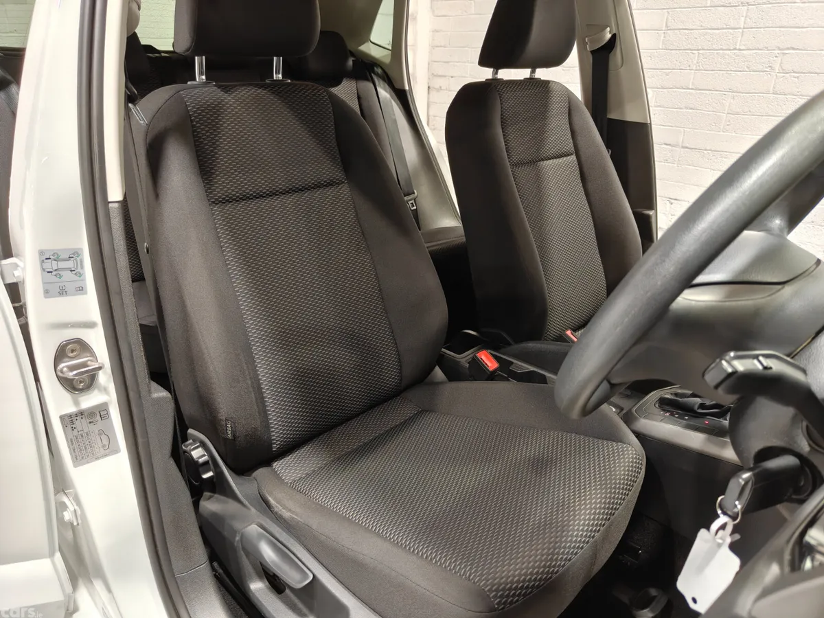 Volkswagen Polo Hatchback, Petrol, 2019, White