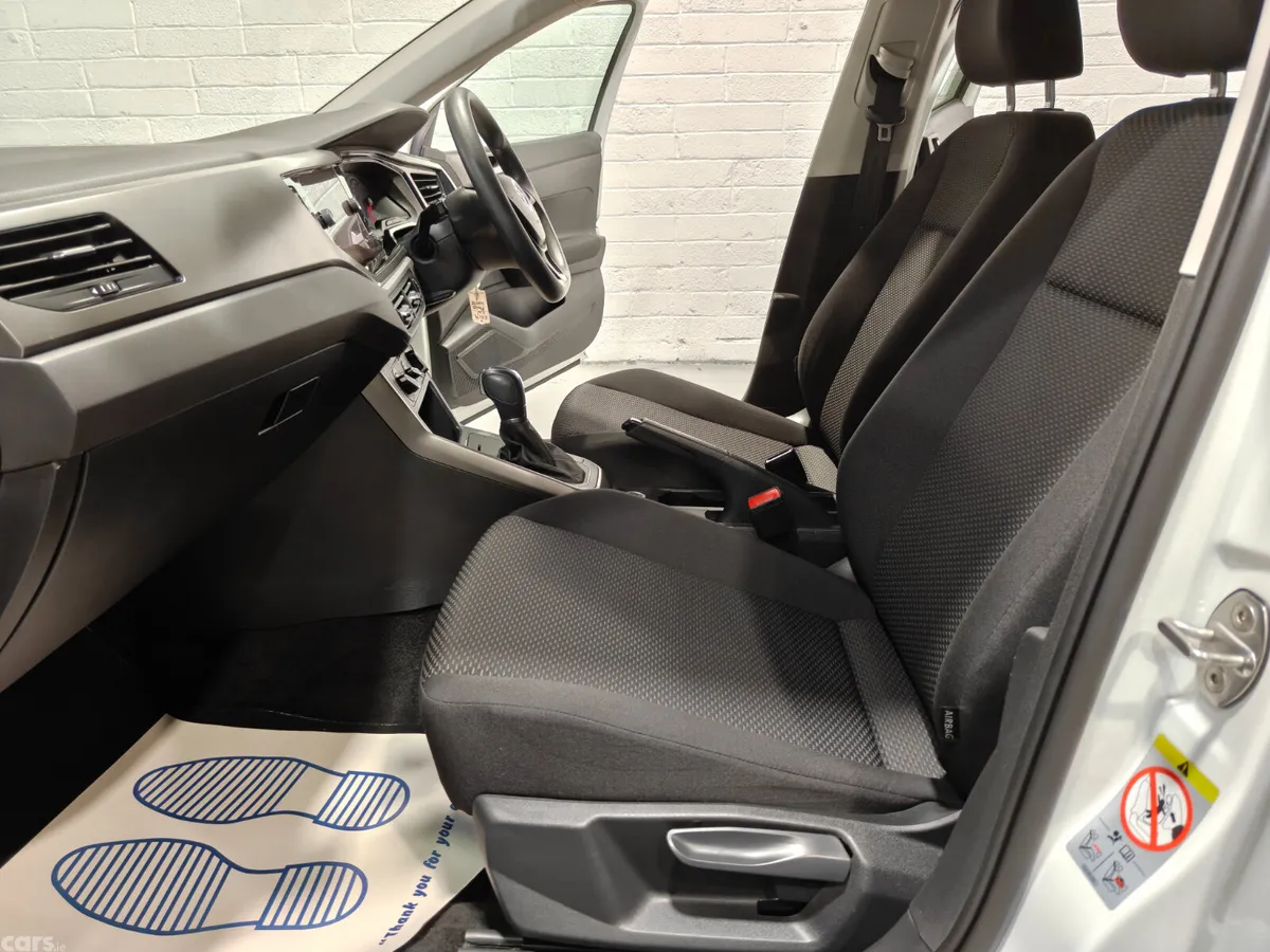 Volkswagen Polo Hatchback, Petrol, 2019, White