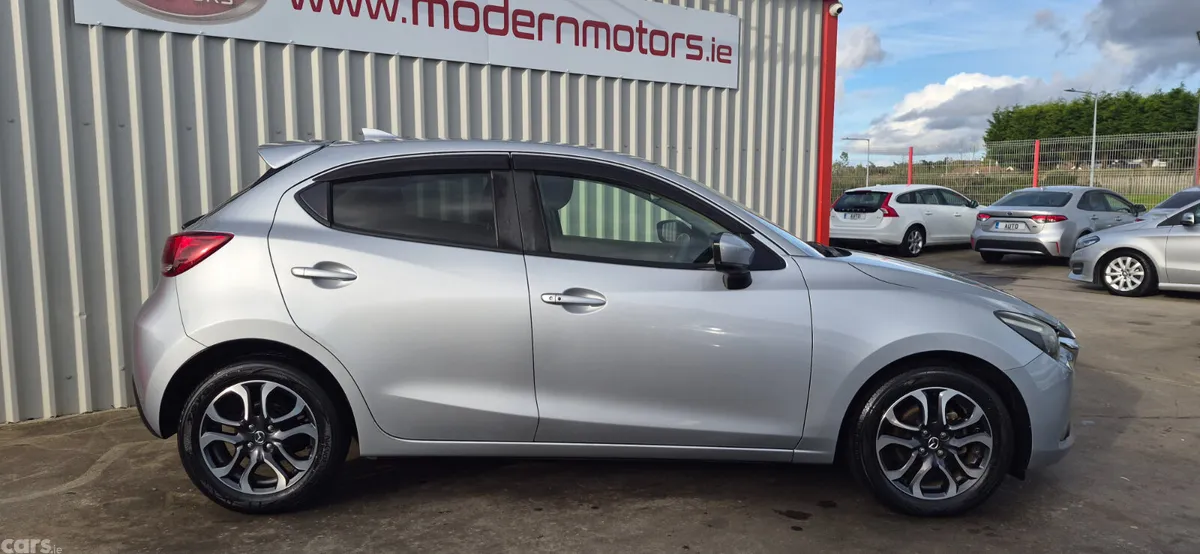 Mazda Mazda2 Hatchback, Diesel, 2017, Silver
