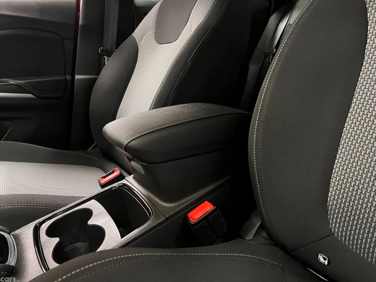 Opel Grandland X SUV, Diesel, 2024, Red