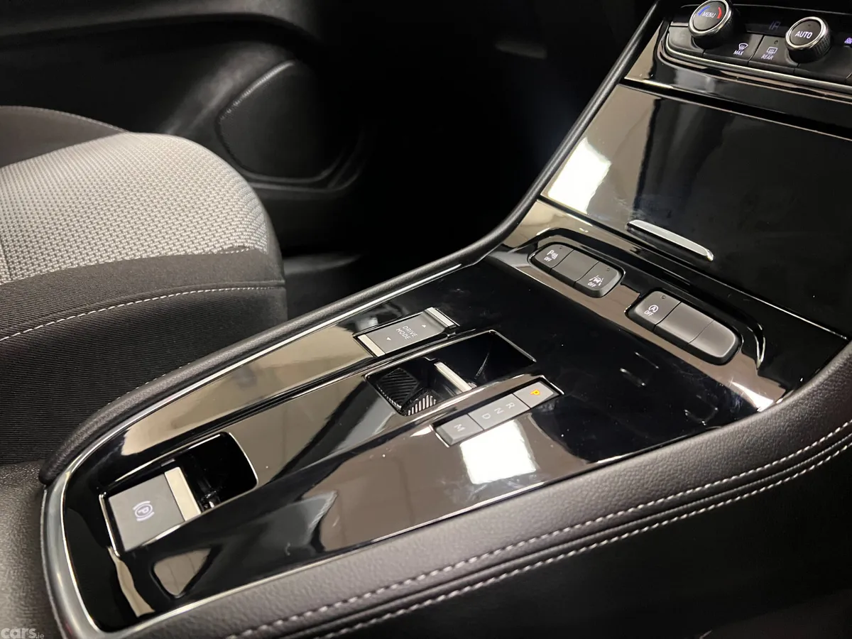 Opel Grandland X SUV, Diesel, 2024, Red