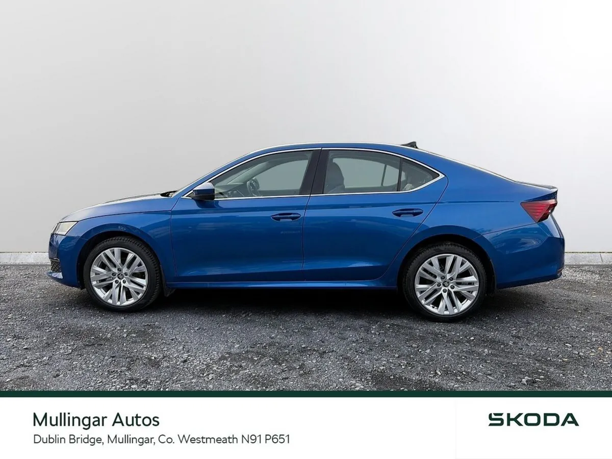 Skoda Octavia Saloon, Diesel, 2026, Blue