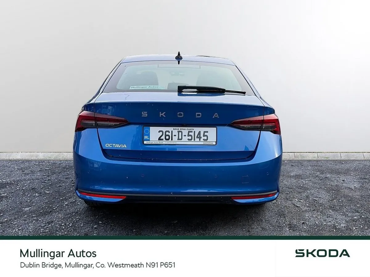 Skoda Octavia Saloon, Diesel, 2026, Blue