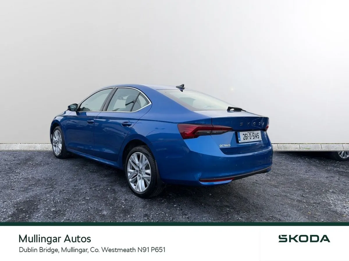 Skoda Octavia Saloon, Diesel, 2026, Blue
