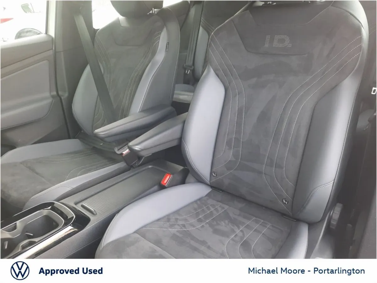 Volkswagen ID.4 Estate, Electric, 2023, Grey