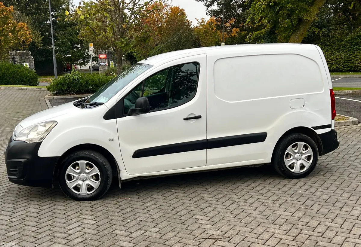 Citroen Berlingo Van, Diesel, 2017, White