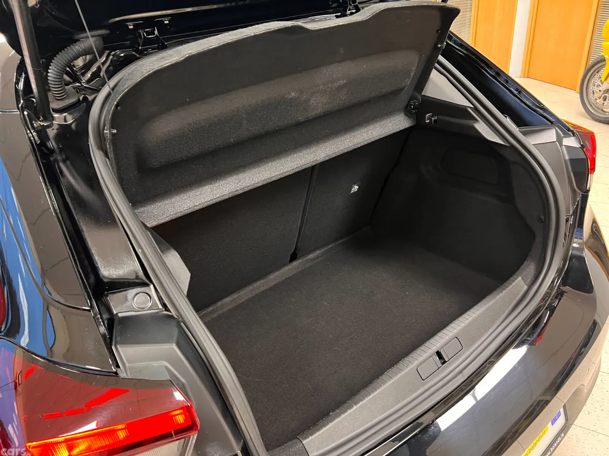 Opel Corsa Hatchback, Petrol, 2025, Black