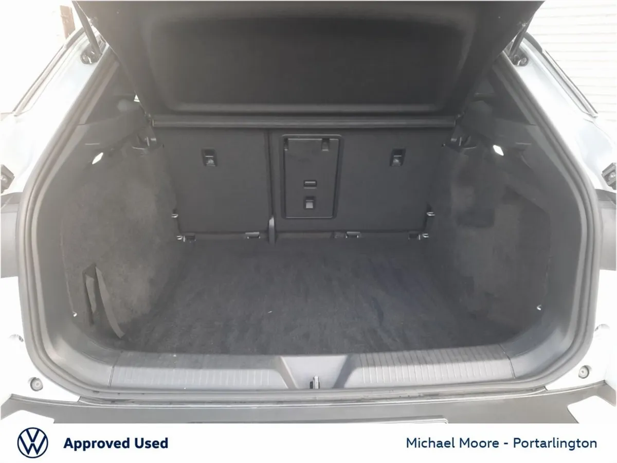 Volkswagen ID.4 Estate, Electric, 2023, Grey
