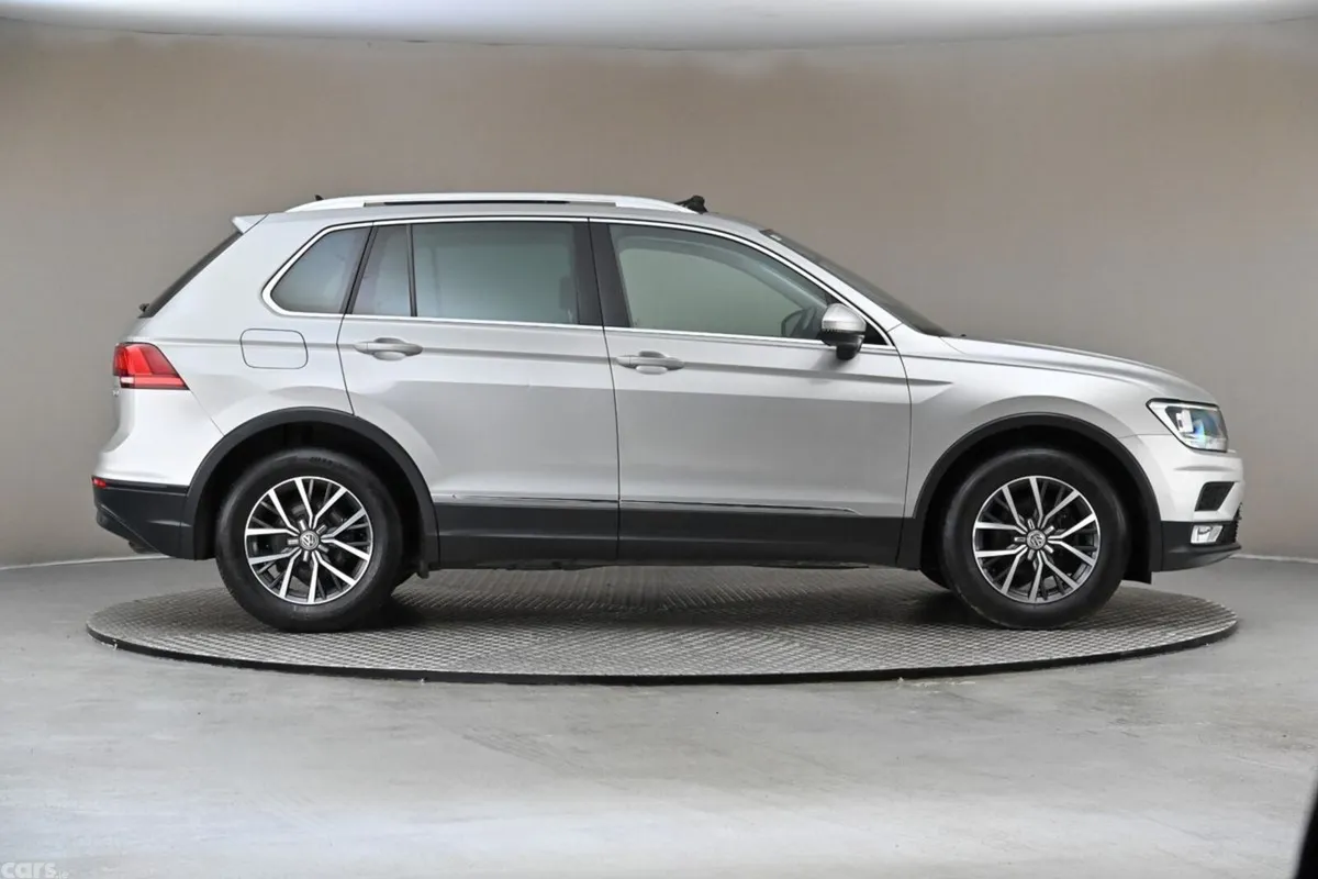 Volkswagen Tiguan SUV, Diesel, 2017, Grey
