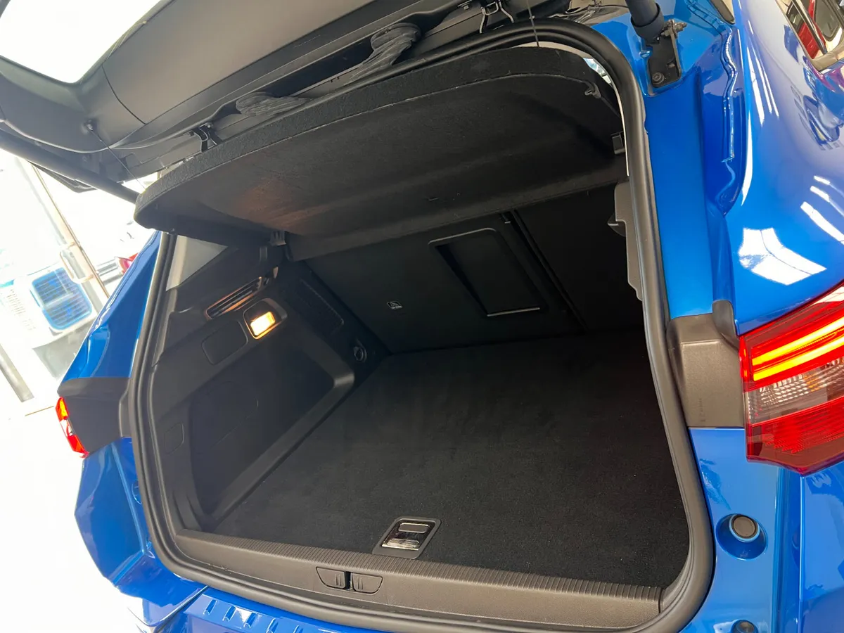 Opel Grandland X SUV, Petrol Plug-in Hybrid, 2023, Blue