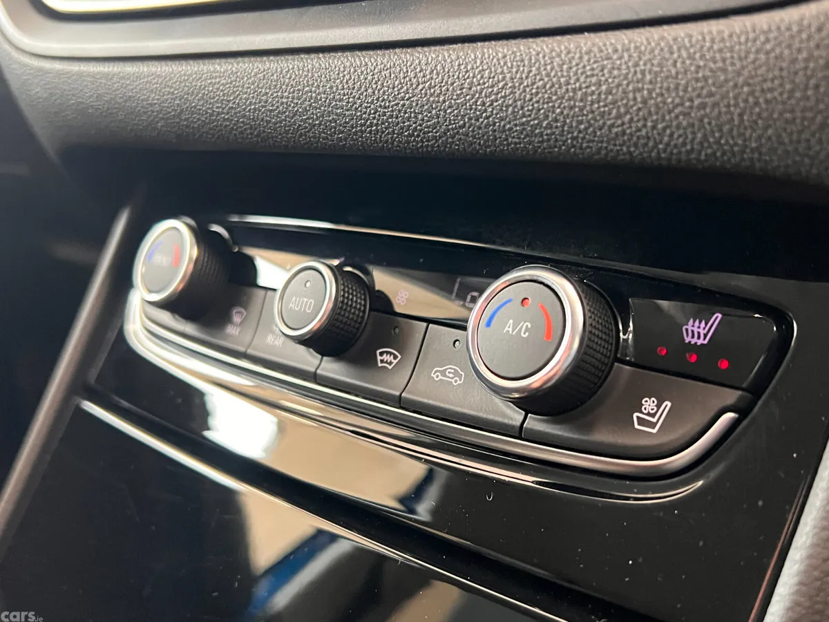 Opel Grandland X SUV, Petrol Plug-in Hybrid, 2023, Blue
