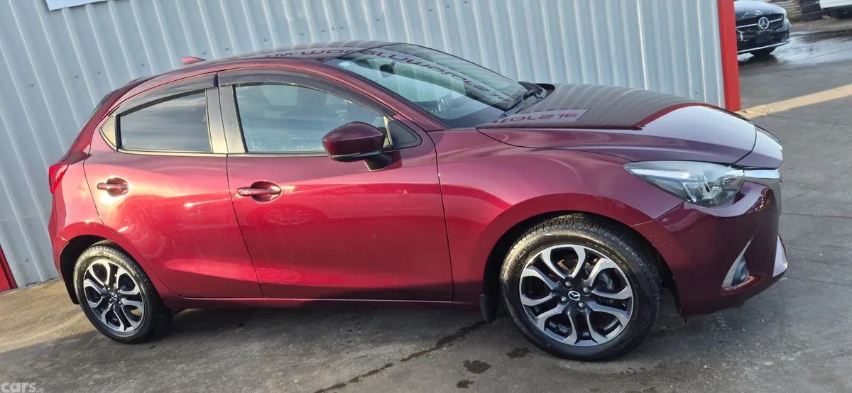 Mazda Mazda2 Hatchback, Diesel, 2017, Red