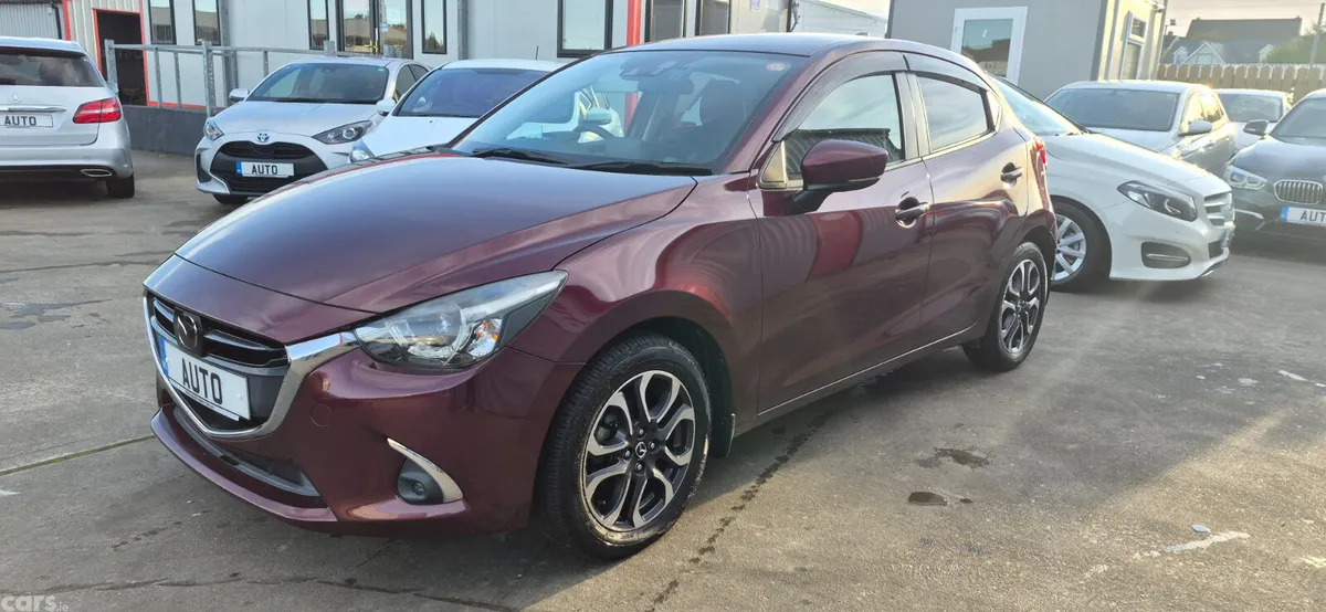 Mazda Mazda2 Hatchback, Diesel, 2017, Red