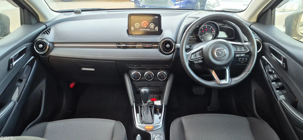 Mazda Mazda2 Hatchback, Diesel, 2017, Red