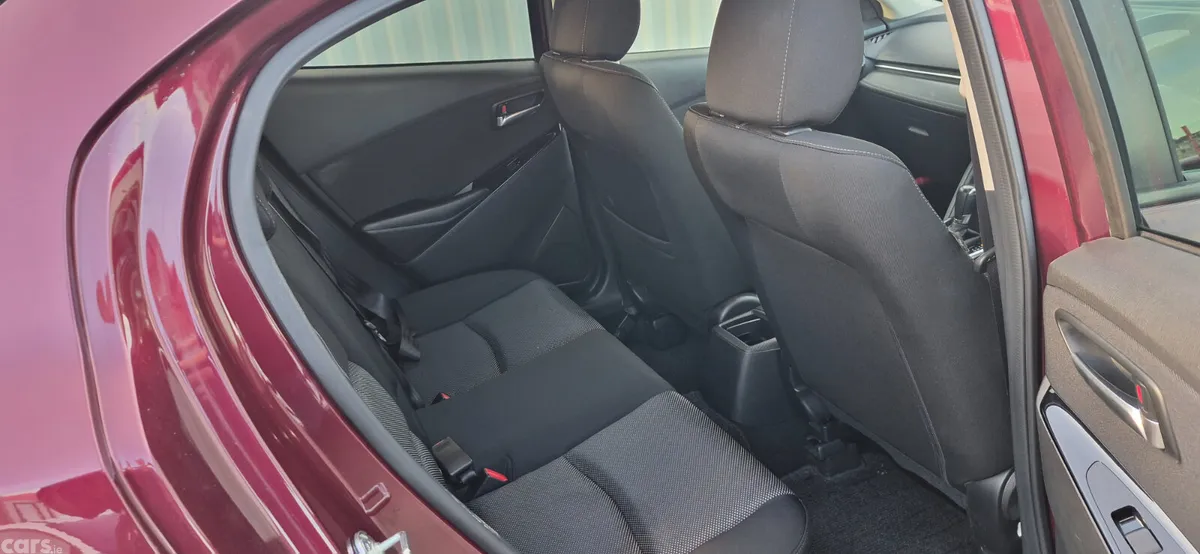 Mazda Mazda2 Hatchback, Diesel, 2017, Red