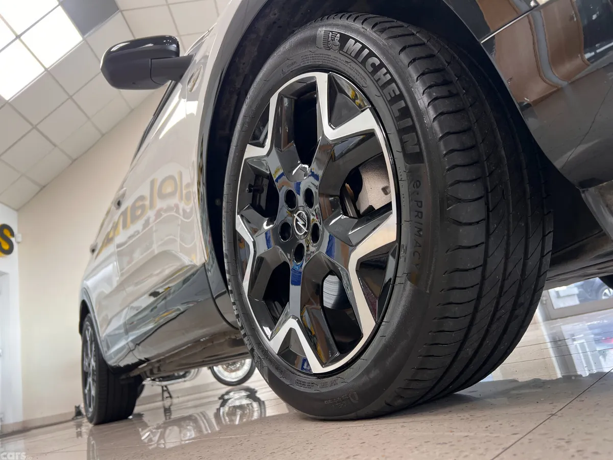 Opel Grandland X SUV, Petrol Plug-in Hybrid, 2024, White