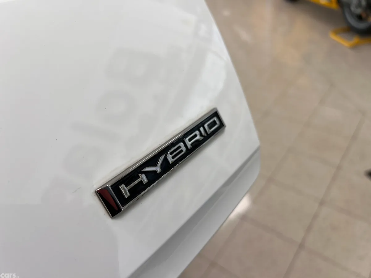 Opel Grandland X SUV, Petrol Plug-in Hybrid, 2024, White