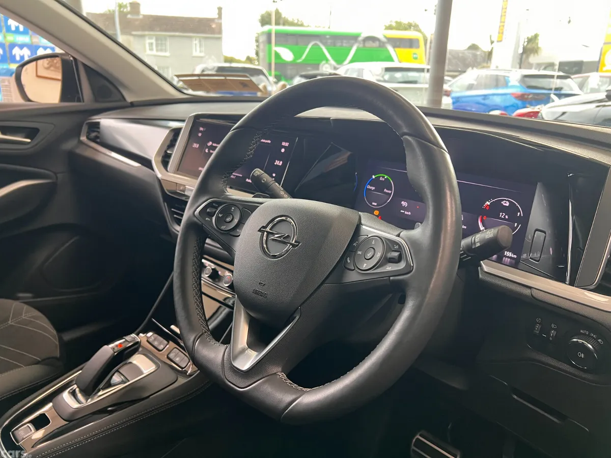 Opel Grandland X SUV, Petrol Plug-in Hybrid, 2024, White