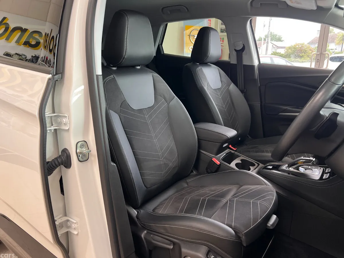 Opel Grandland X SUV, Petrol Plug-in Hybrid, 2024, White