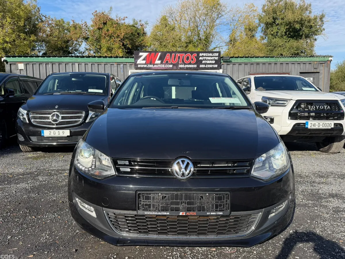 Volkswagen Polo Hatchback, Petrol, 2013, Black