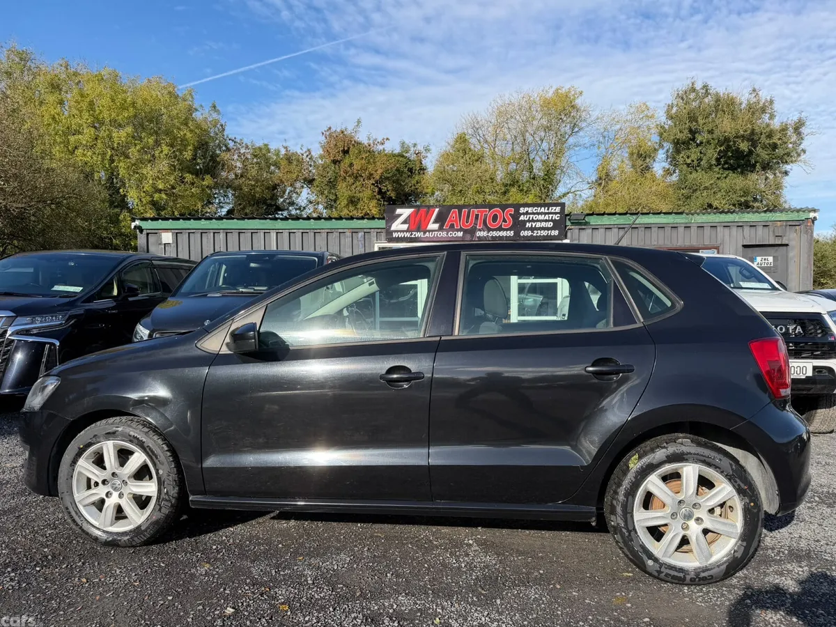 Volkswagen Polo Hatchback, Petrol, 2013, Black
