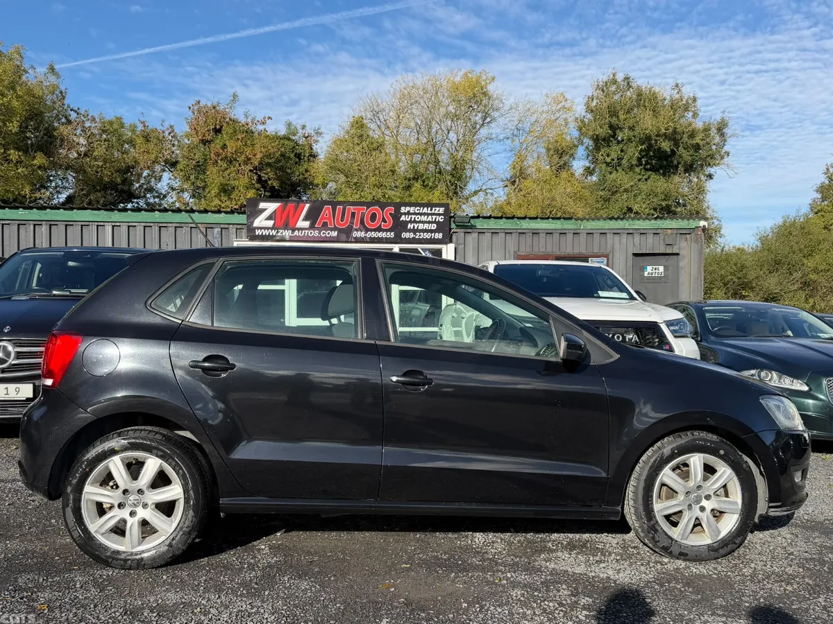 Volkswagen Polo Hatchback, Petrol, 2013, Black