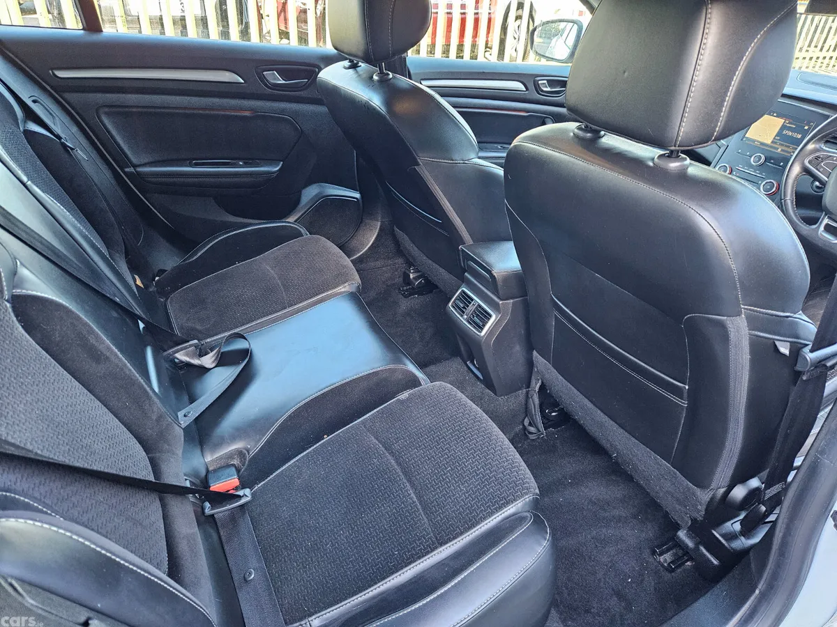 Renault Megane Estate, Diesel, 2017, White