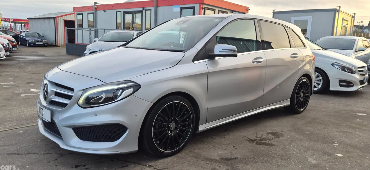 Mercedes-Benz B-Class MPV, Petrol, 2015, Silver