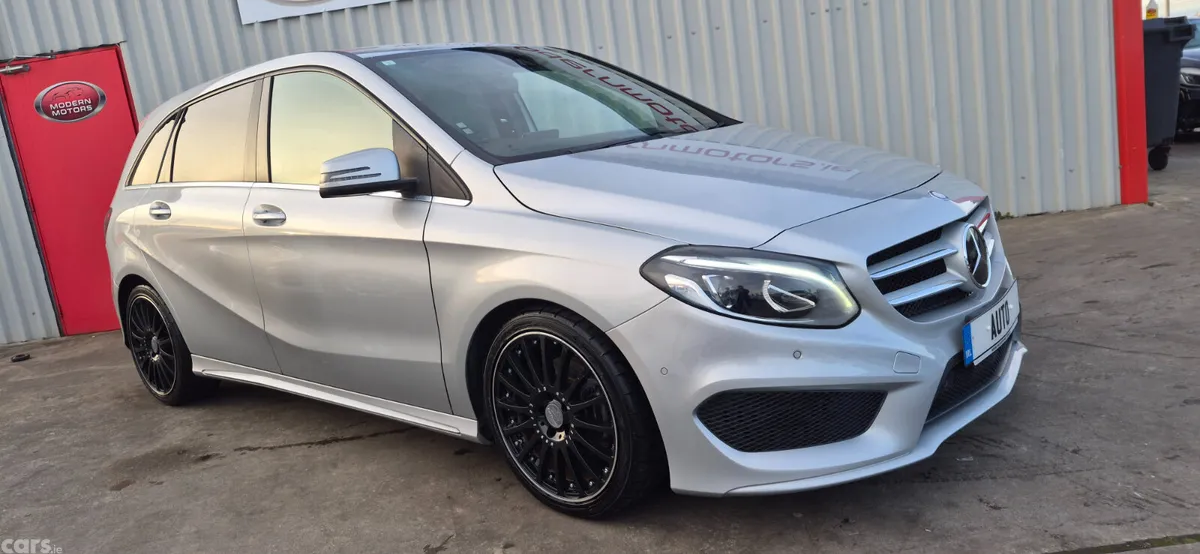 Mercedes-Benz B-Class MPV, Petrol, 2015, Silver