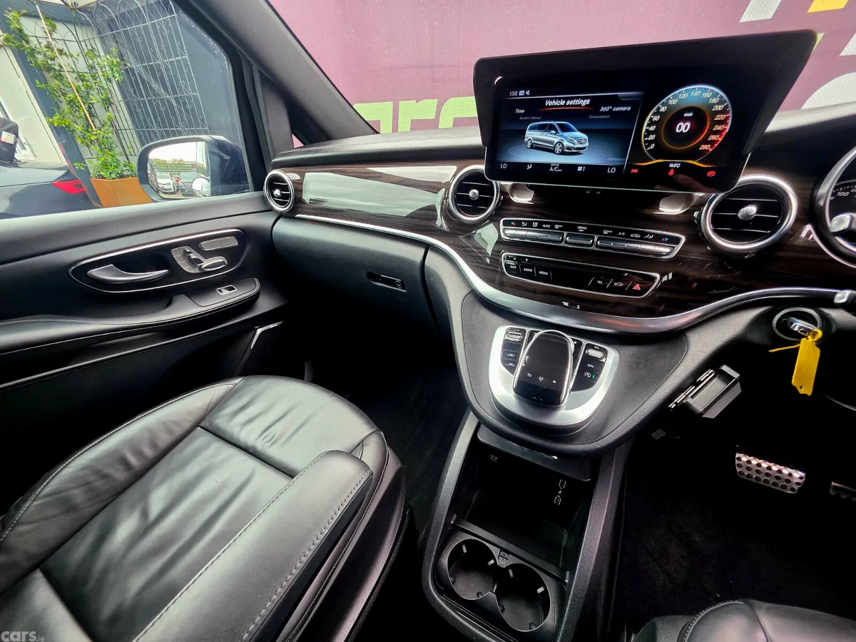 Mercedes-Benz V-Class MPV, Diesel, 2016, Black