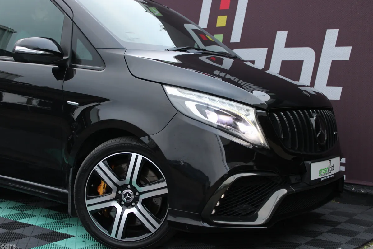 Mercedes-Benz V-Class MPV, Diesel, 2016, Black