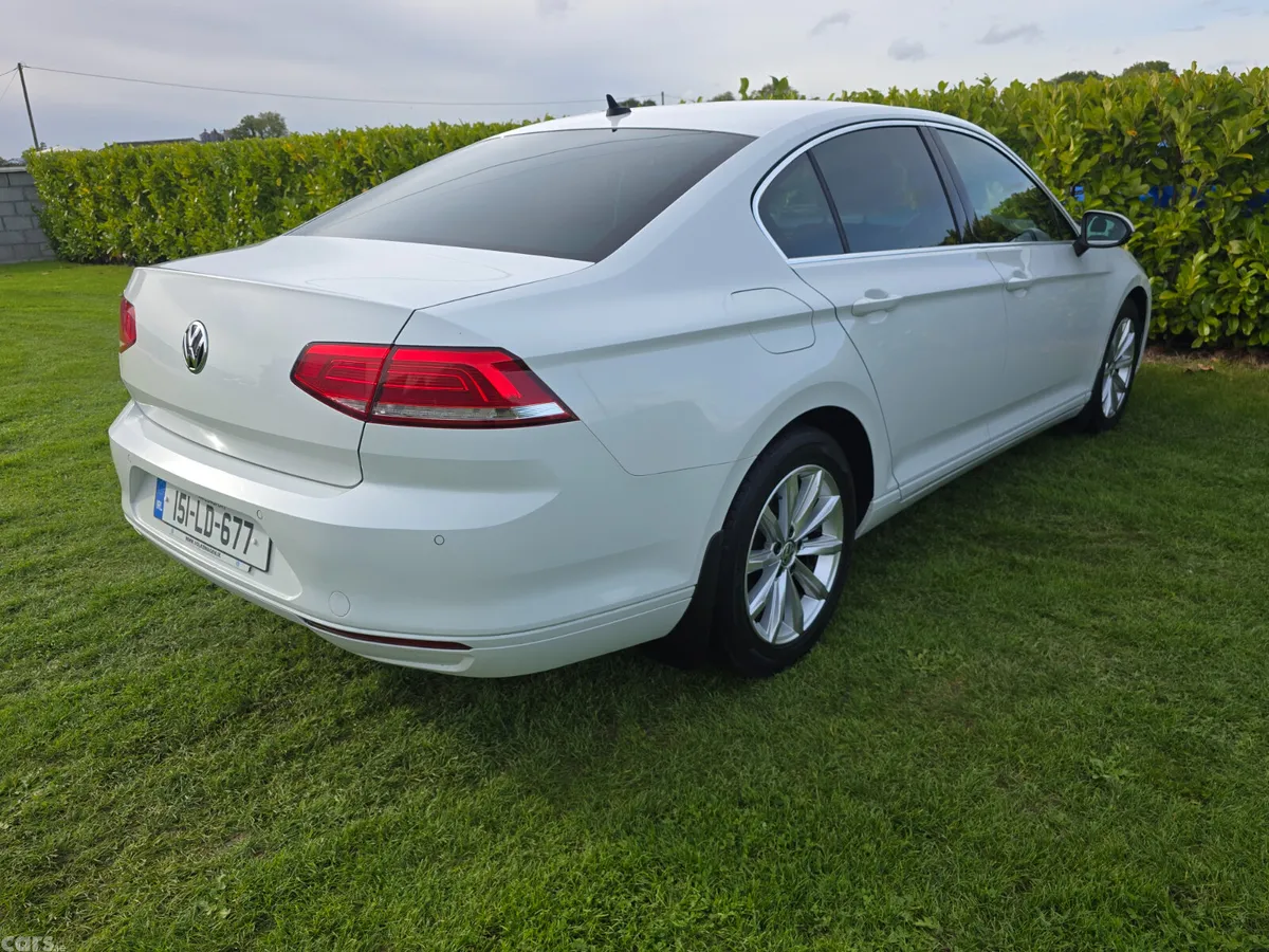 Volkswagen Passat Saloon, Diesel, 2015, White